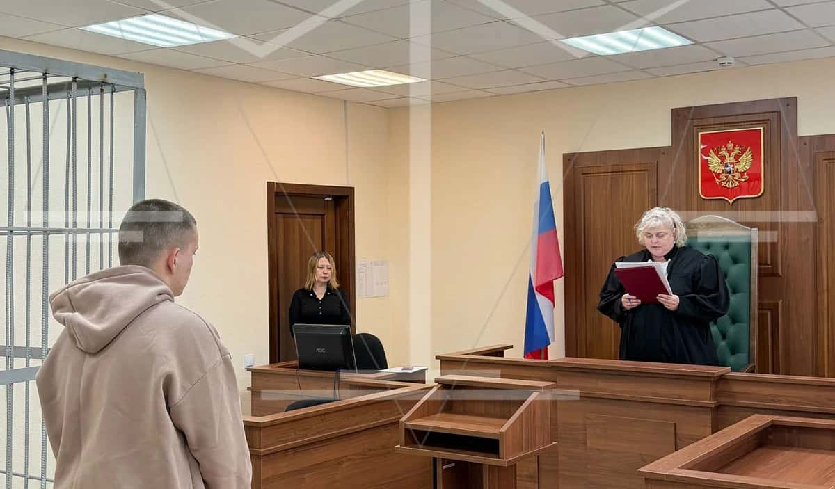 В Каменске-Уральском водитель избил инспектора