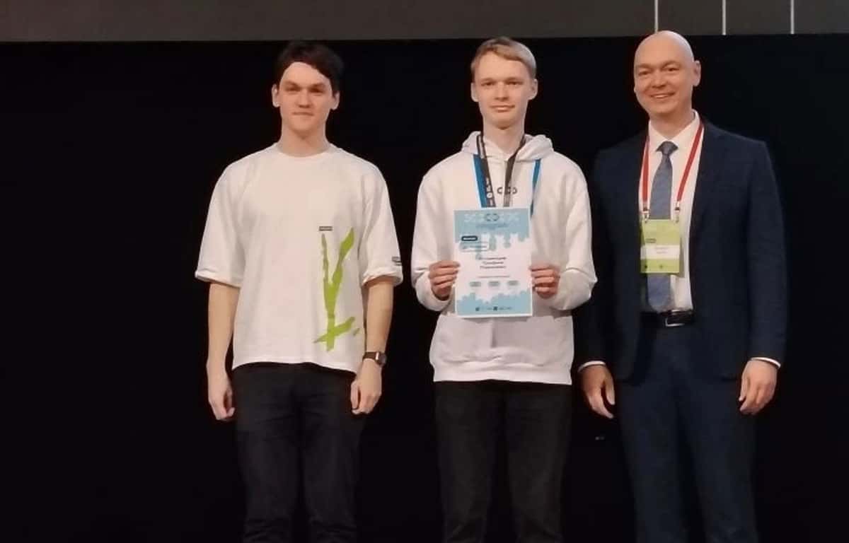 Школьник из Каменска-Уральского стал призёром международной олимпиады по программированию в Москве