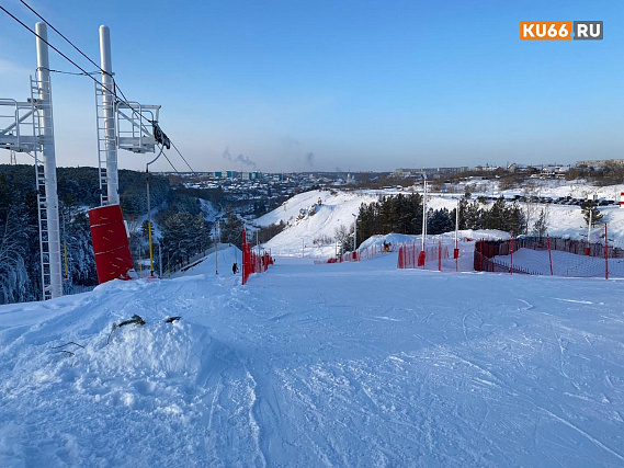 Где отдохнуть уральцам зимой? Лучшие горнолыжные курорты Свердловской области | Зимой в Свердловской области заработает не менее 13 горнолыжных курортов 