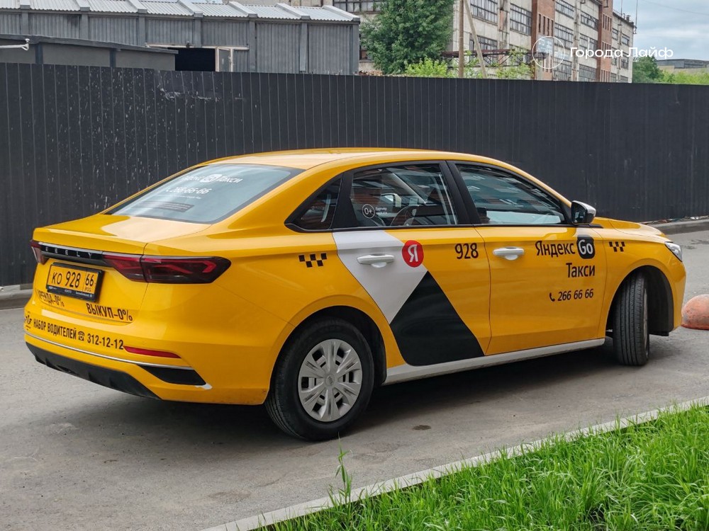 Такси-кошмар: пассажир уснул на заднем сиденье, а водитель украл с карты 200 тысяч рублей | Пассажир уснул в такси и потерял 200 тысяч рублей