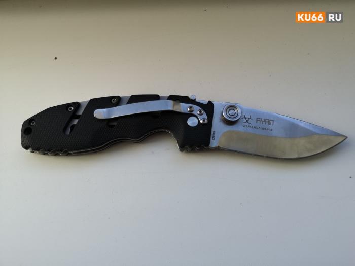  "Спину ножом проткнули друзья": в Верхней Пышме школьник порезал одноклассника и сбежал | В Верхней Пышме подросток воткнул 12-летнему школьнику нож в спину 