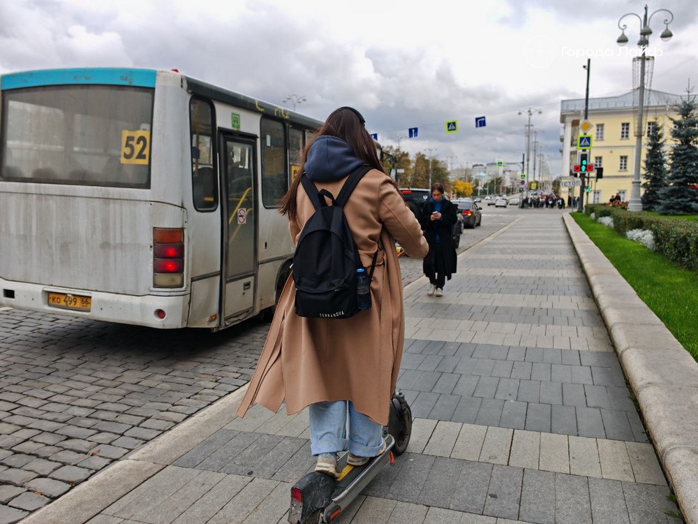 Самокаты возвращаются: Минтранс против ужесточения правил | Минтранс выступил против ограничений самокатов в Екатеринбурге