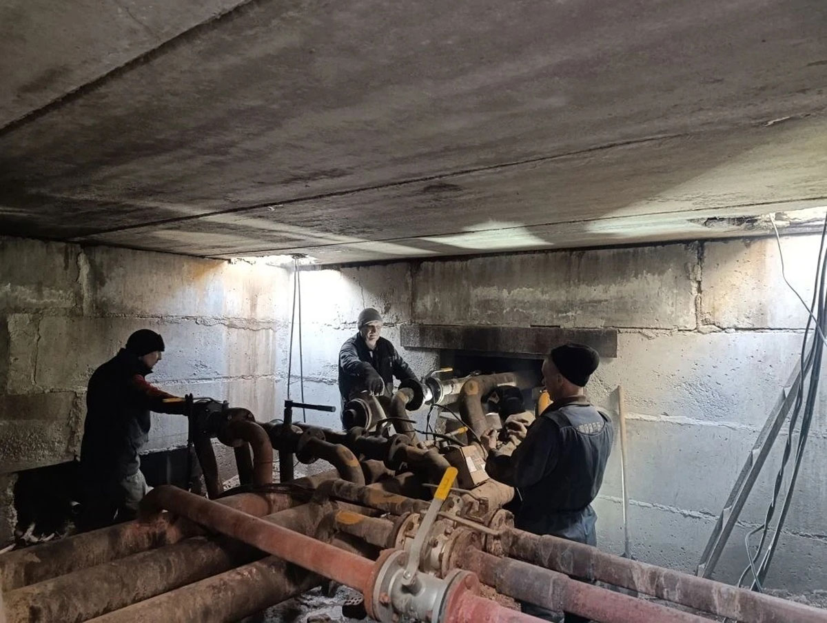 В Каменске-Уральском проводят плановую замену задвижек на сетях ГВС | В Каменске-Уральском отключили горячую воду в 19 домах