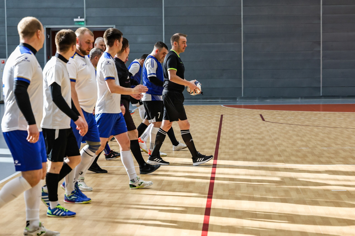 Футболисты МВД Каменска-Уральского заняли 4-е место на турнире по случаю годовщины службы ЭБиПК | Команда «Динамо» Каменск-Уральский — четвертые на турнире МВД по ЭБиПК