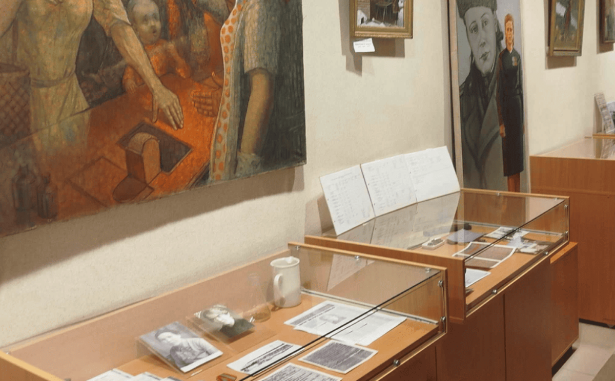 Женщины Каменска-Уральского на войне: открывается выставка «Сила слабых» 24 марта | Выставка «Сила слабых» в Каменске-Уральском — о женщинах Великой Отечественной