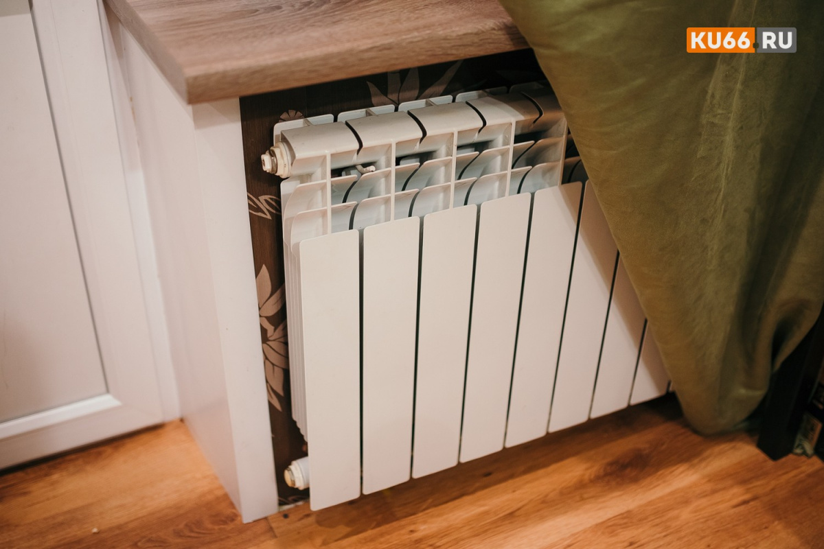 Жара в квартирах: почему не отключают отопление и как добиться перерасчёта | Почему батареи горячие весной и что делать